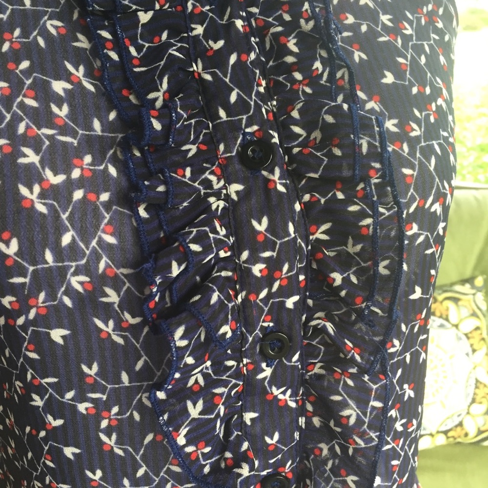 High Neck Ruffle Summer Tank - Picture 6 of 7